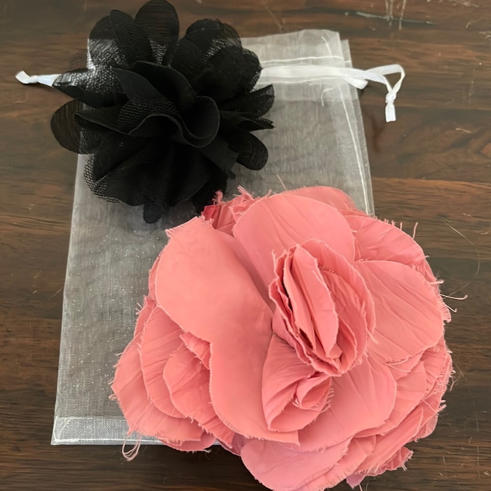 Hair brooch